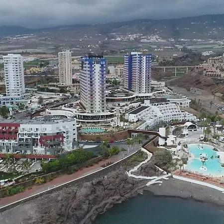 Lägenhet Av. Playa Paraiso (Tenerife)