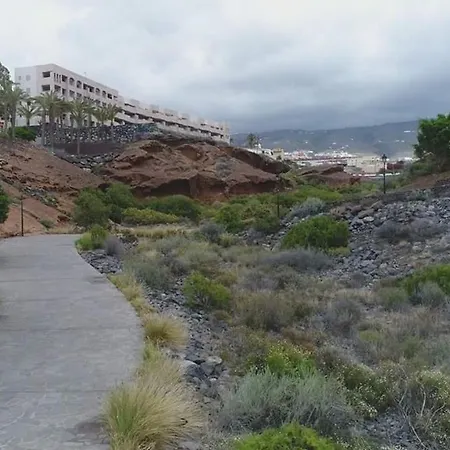 Av. *